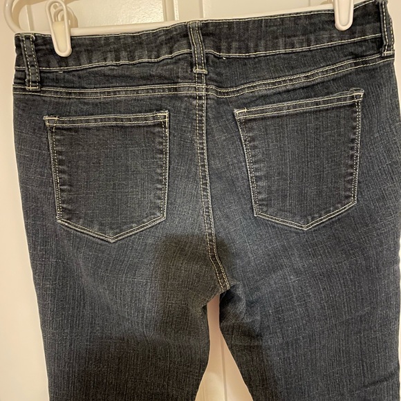 a.n.a new approach jeans. Size 31/12. Great condition no rips or stains - Picture 6 of 8